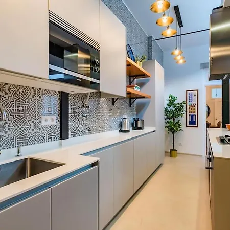 Wfh Luxury With Gourmet Kitchen Lisboa