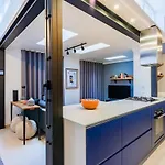 Апартаменти Elegant 2br + Gourmet Kitchen | Mid-term