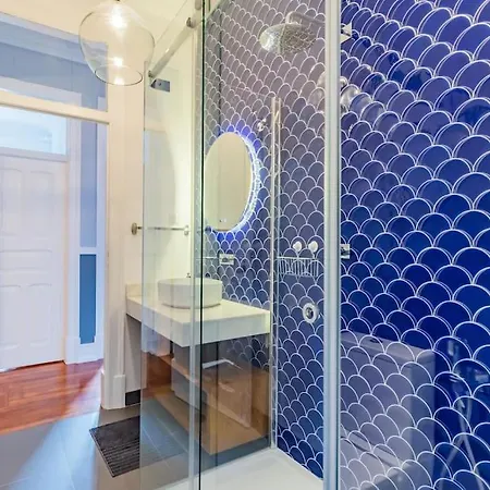 Wfh Luxury With Gourmet Kitchen Lisbon