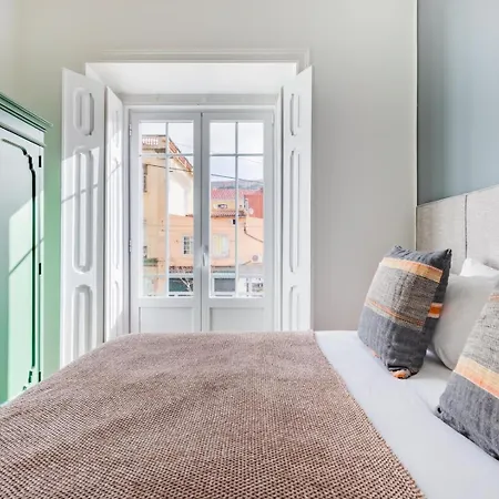 Апартаменти Elegant 2br + Gourmet Kitchen | Mid-term