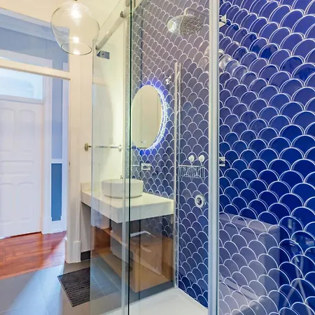 Lejlighed Elegant 2br + Gourmet Kitchen | Mid-term *
