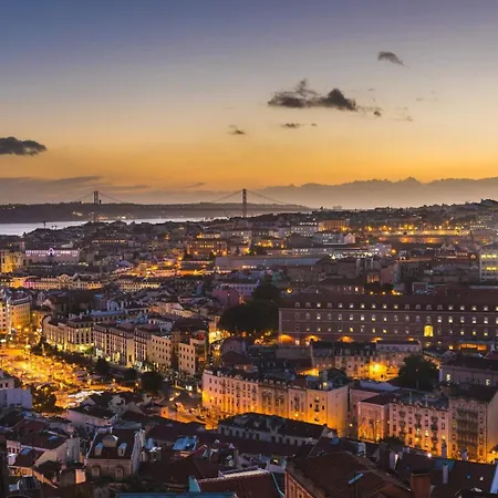 Апартаменти Elegant 2br + Gourmet Kitchen | Mid-term