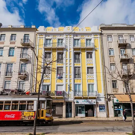 Elegant 2br + Gourmet Kitchen | Mid-term * Лісабон