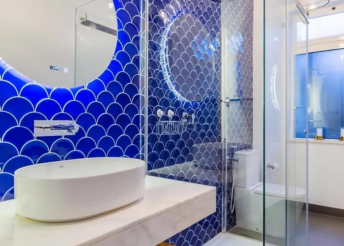 Elegant 2br + Gourmet Kitchen | Mid-term Lägenhet