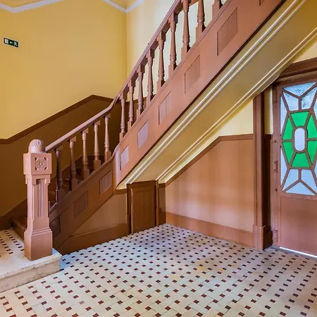 Apartman Elegant 2br + Gourmet Kitchen | Mid-term
